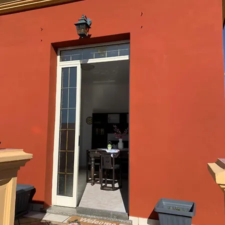 Casa Ubi *